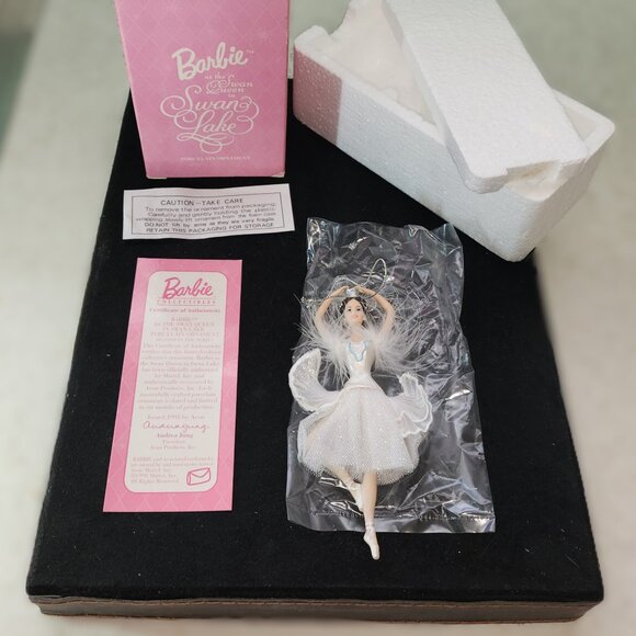 Swan Lake Barbie by Avon - Picture 2 of 4